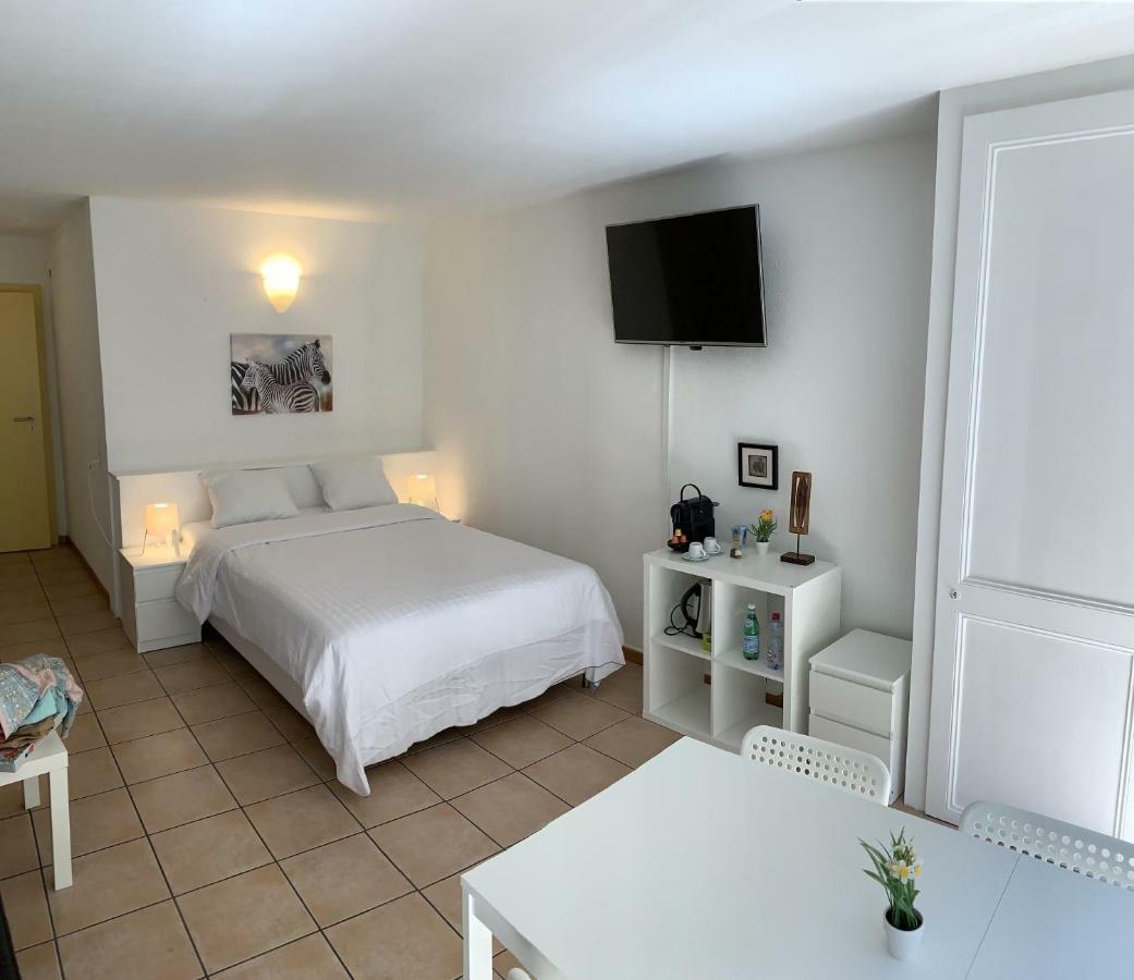 Luxury Duplex Vue Chateau Neuchâtel Extérieur photo